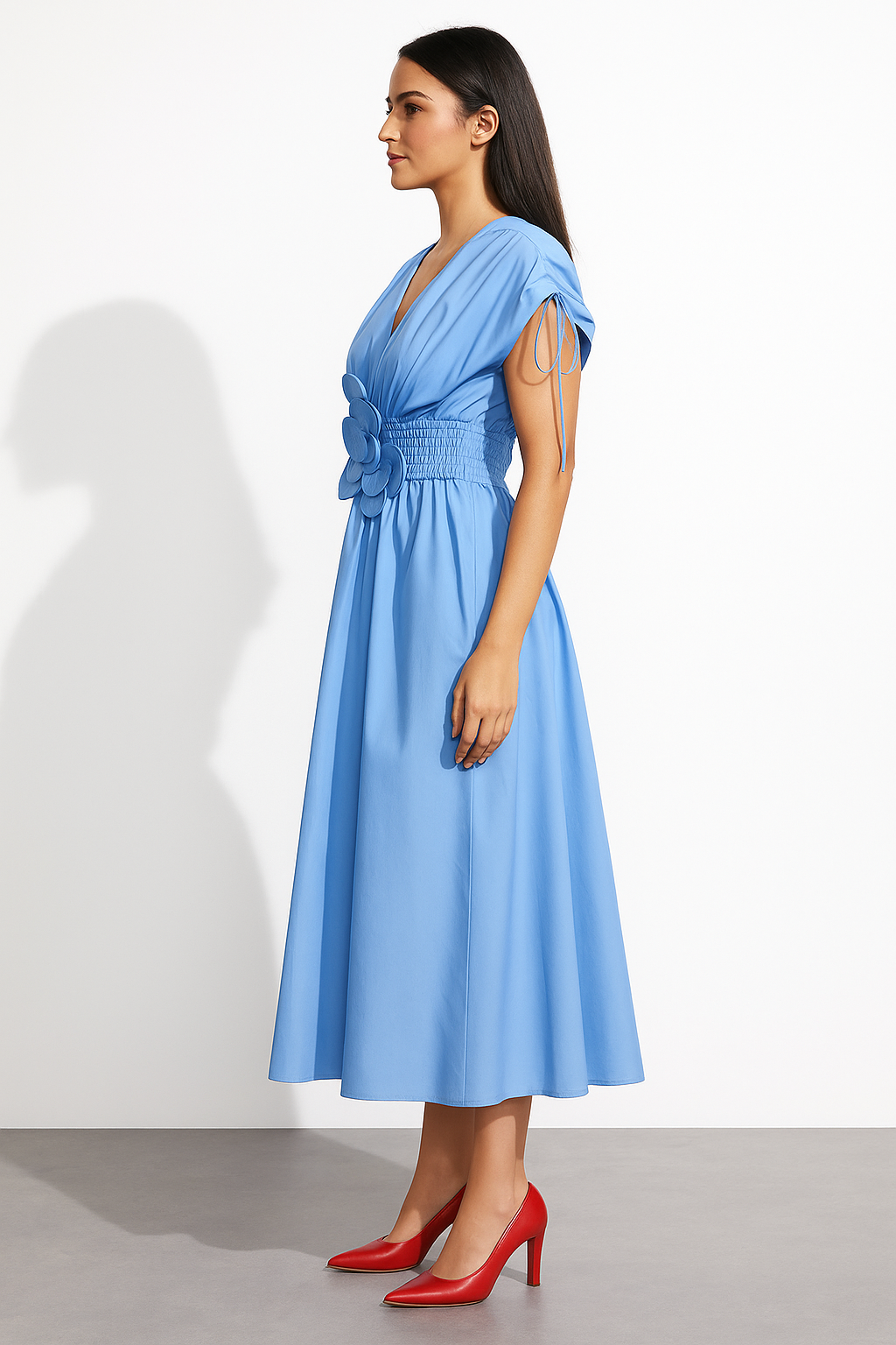 Chic Solid Flower Pleated Lace-Up Dress – Summer 2025 Collection